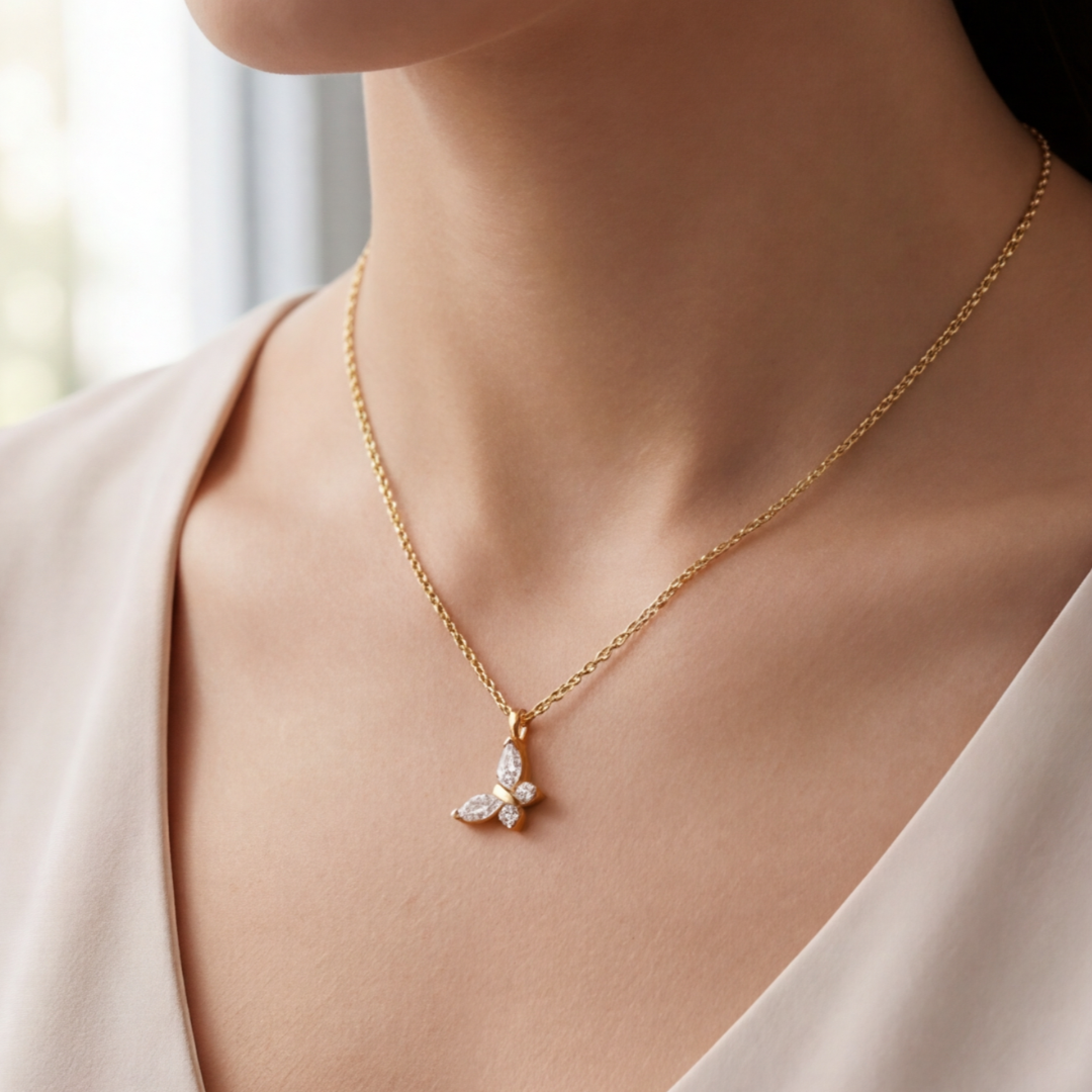 GOLDEN BUTTERFLY SPARKLE NECKLACE