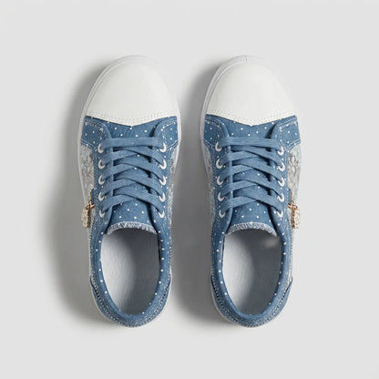 BORBÁLA | CASUAL SNEAKER CSIPKÉS RÉSZLETEKKEL