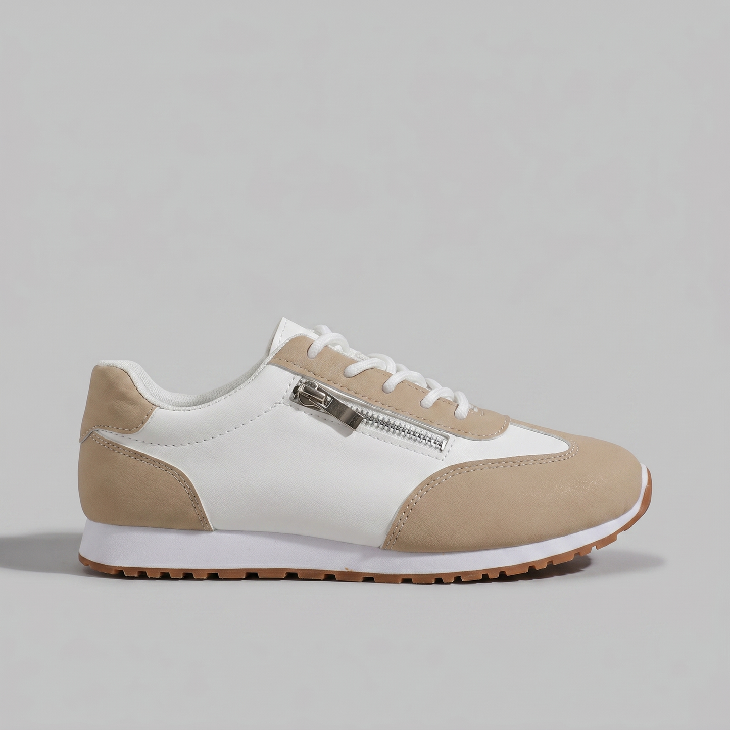 TÍMEA | KÉNYELMES SNEAKER OLDALSÓ CIPZÁRRAL