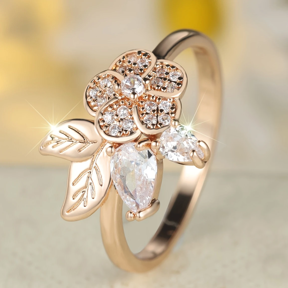 GOLDEN BLOSSOM RING