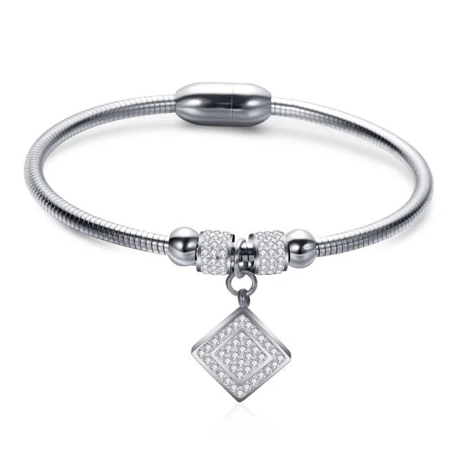 SQUARE PENDANT ACCENT BRACELET